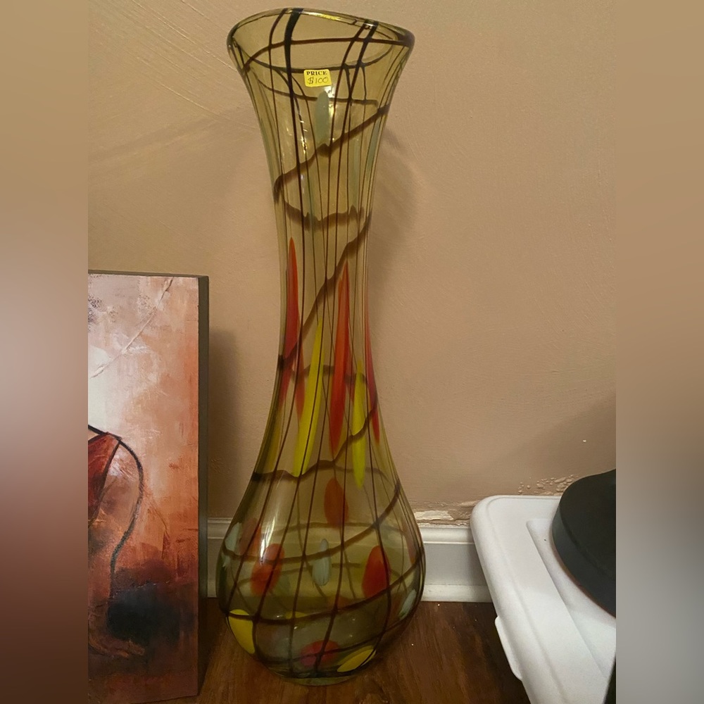Glass vase